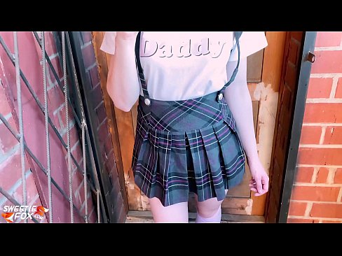 ❤️ Schoolgirl sucks a Dick go domhain agus fucks ionad ranganna. ❤️  Porn  linn ❌❤