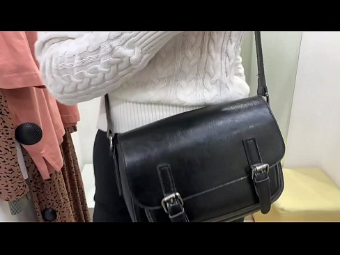 ❤️ Masturbation poiblí soith óg FeralBerry le dildo sa seomra feistiú ❤️ Porn linn ❌❤