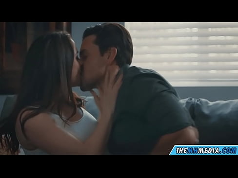 ❤️ Gnéas rómánsúil le mamaí busty maith ❤️ Porn linn ❌❤